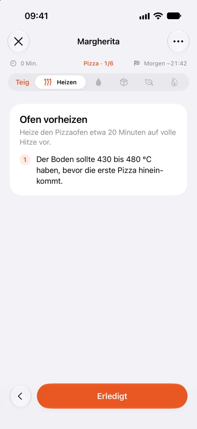 Schritt „Ofen vorheizen“: Der Boden sollte 430 bis 480 °C haben, bevor die erste Pizza hineinkommt.